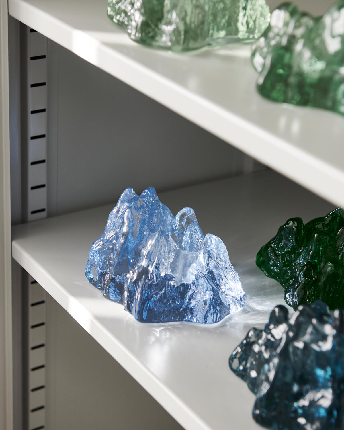 The Rock ljuslykta lysestage, Iice Blue - H9 cm